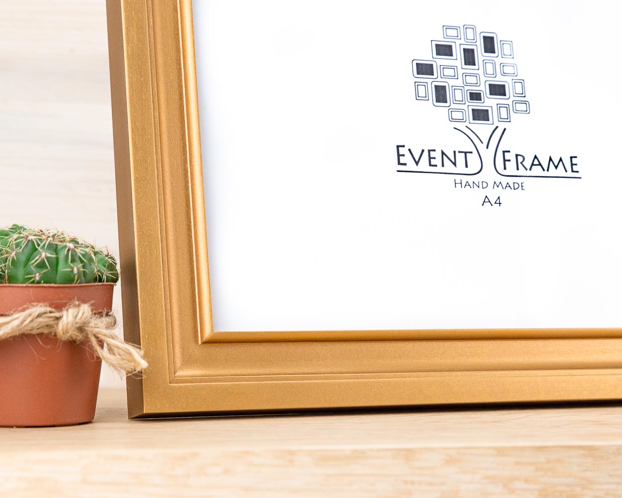 Cadre photo doré de style vintage en bois dur de bouleau massif