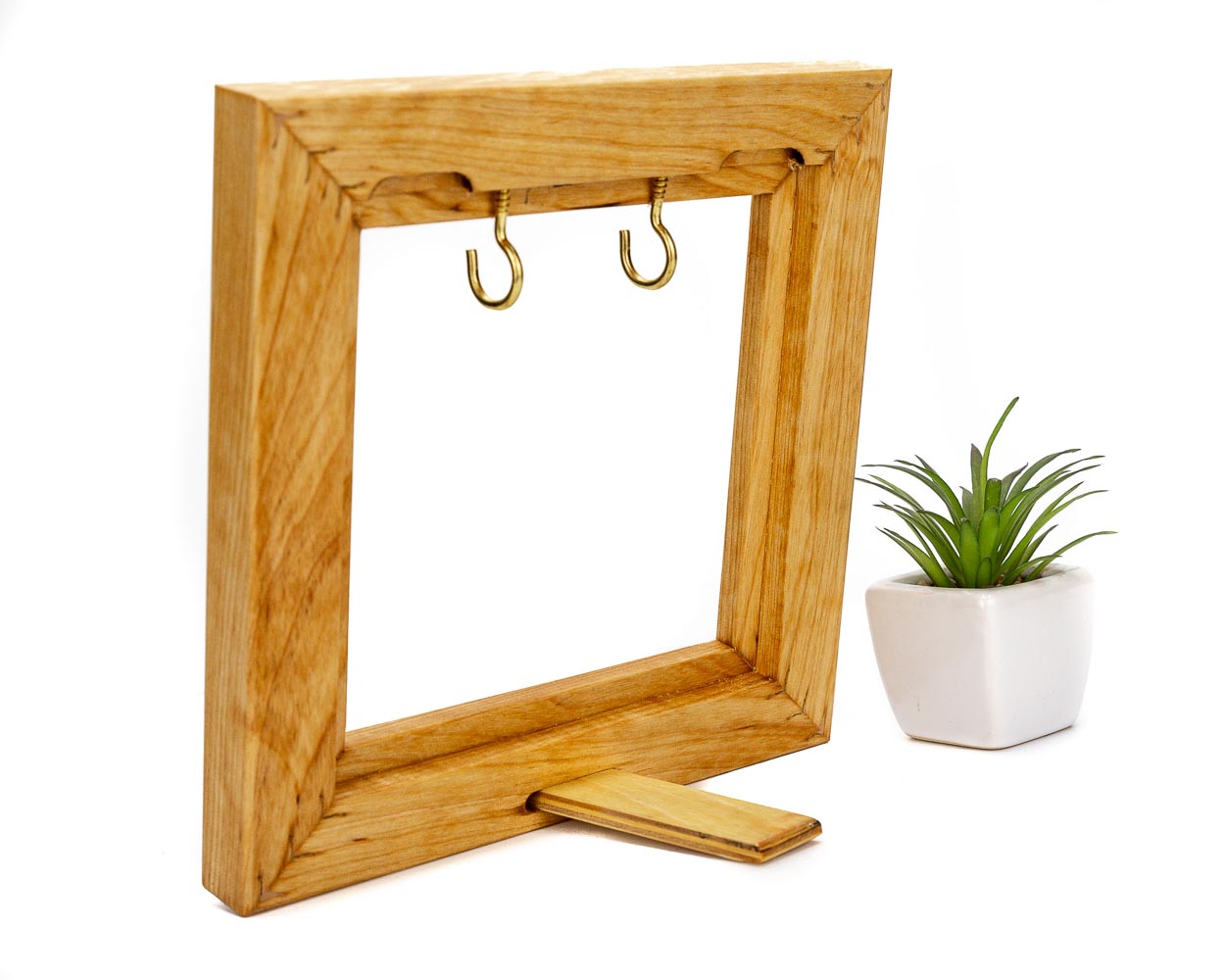 Handmade quality wooden frame for keys and accessories.