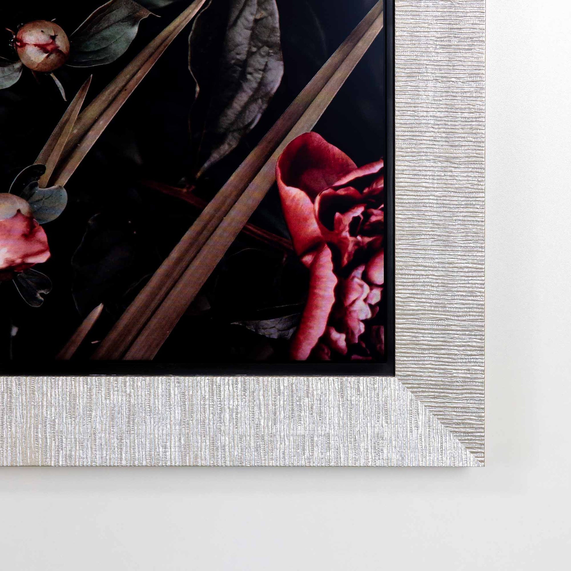 Modern silver tv frame corner