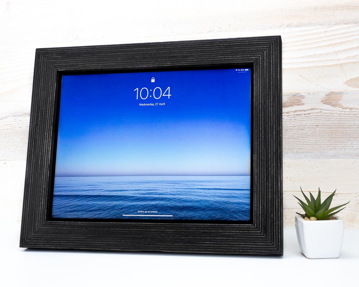 Freeform Made iPad Frame Stands Antique / 10.2 & 10.5 iPad
